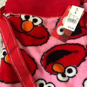 Women’s Elmo pajama bottoms